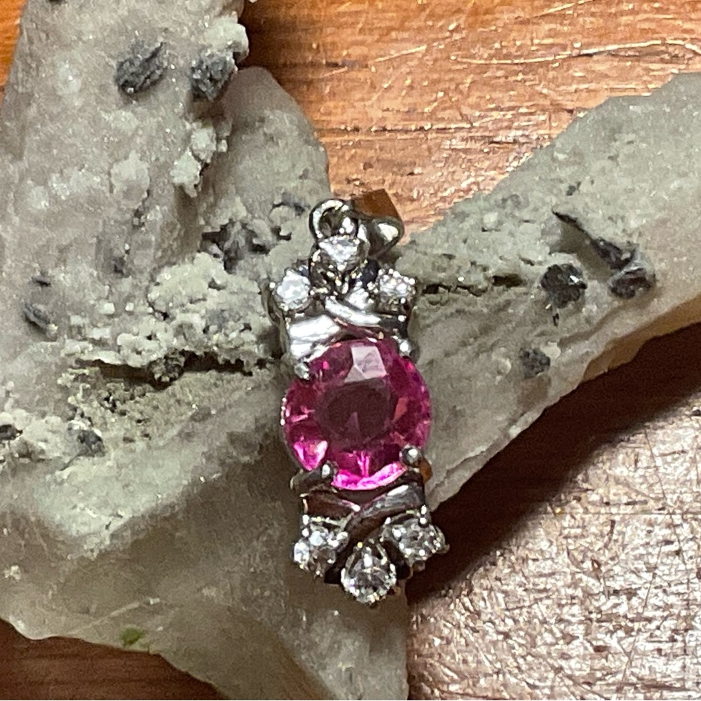Pink Sapphire Pendant